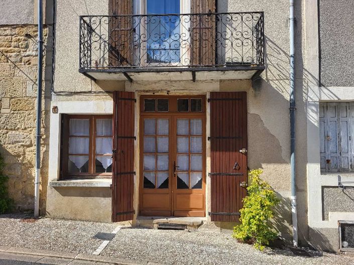 Image No.1-3 Bed House for sale