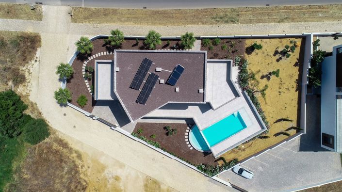 Image No.3-4 Bed House for sale