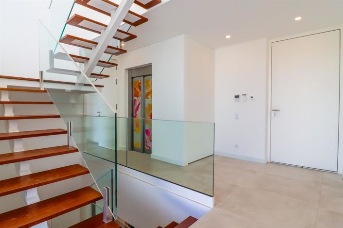 Image No.7-4 Bed House for sale