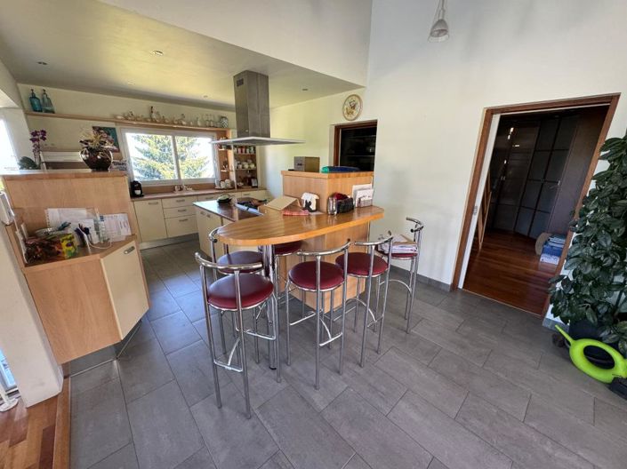 Image No.5-3 Bed House for sale