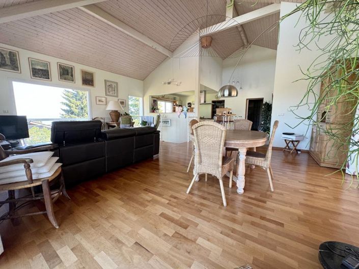 Image No.7-3 Bed House for sale