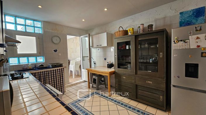 Image No.5-3 Bed House for sale