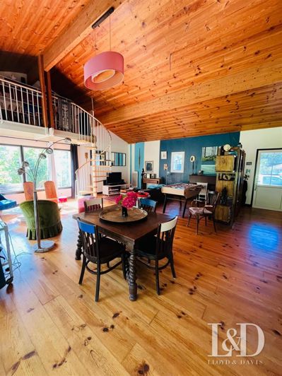 Image No.1-5 Bed House for sale