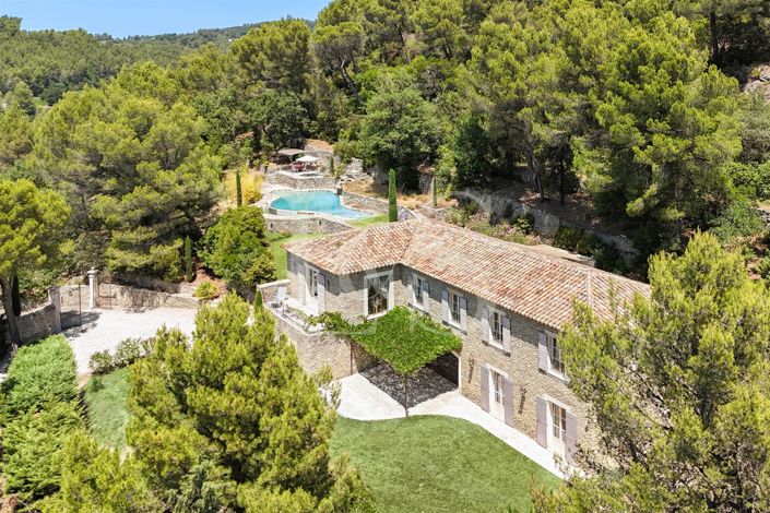 Image No.1-4 Bed House for sale