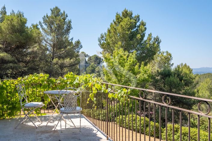 Image No.10-4 Bed House for sale