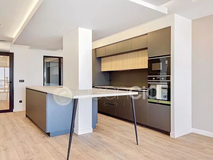 Image No.4-3 Bed Apartment for sale