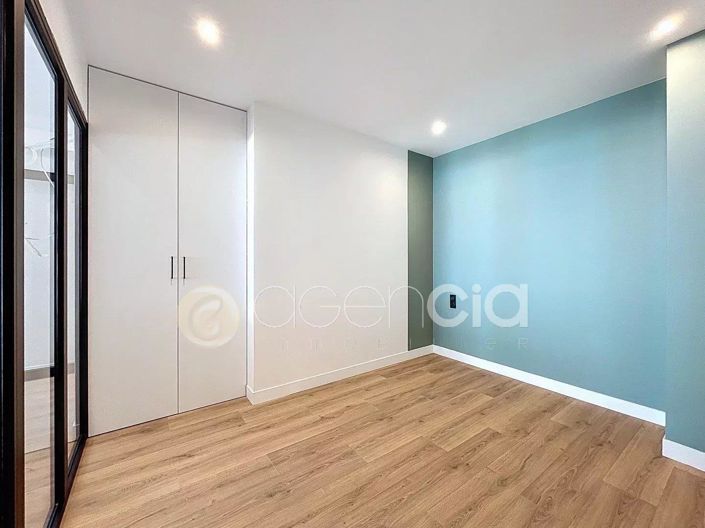 Image No.9-3 Bed Apartment for sale