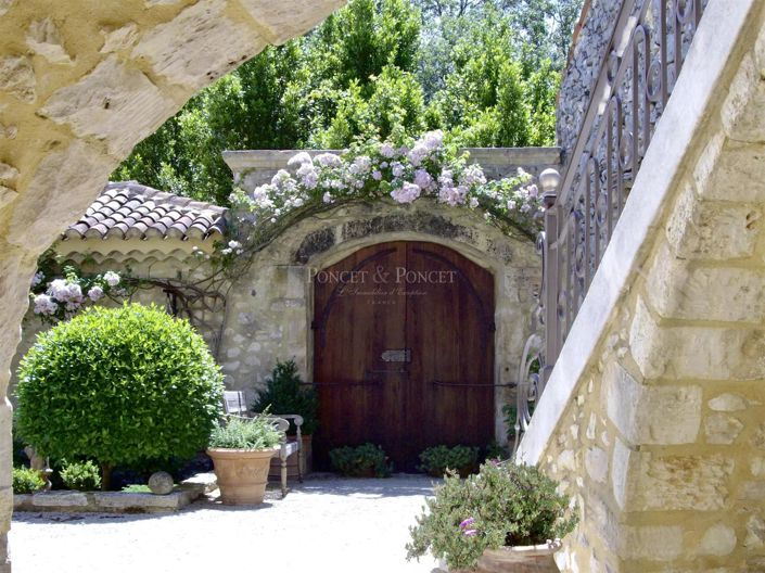 Image No.10-9 Bed House for sale