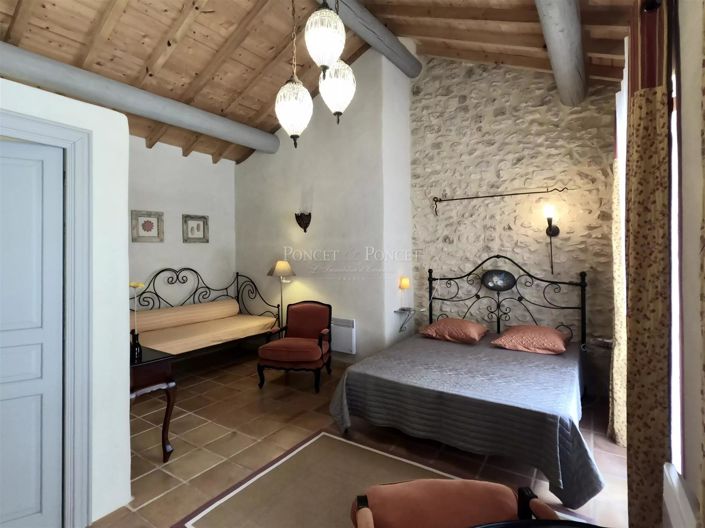 Image No.14-9 Bed House for sale