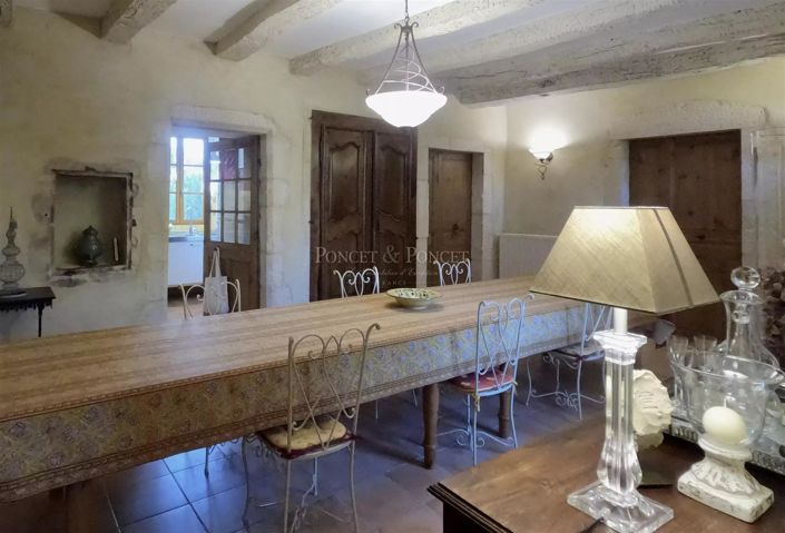 Image No.19-9 Bed House for sale