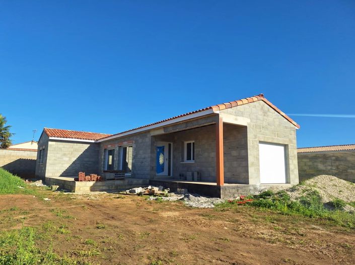 Image No.9-3 Bed House for sale