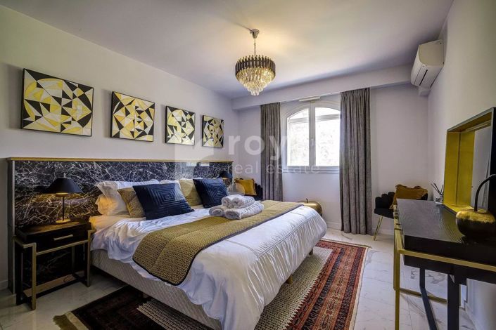 Image No.20-3 Bed House for sale