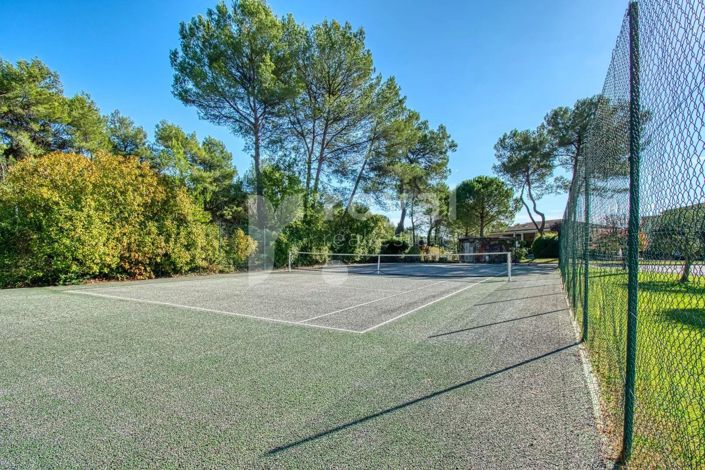 Image No.26-3 Bed House for sale