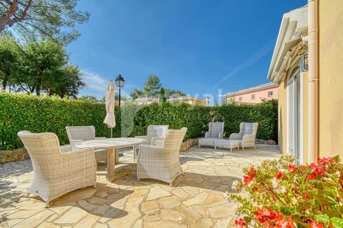 Image No.6-3 Bed House for sale