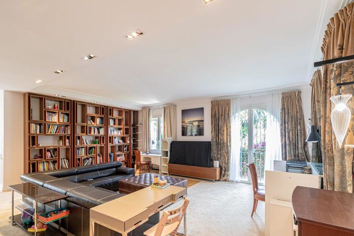 Image No.12-3 Bed House for sale