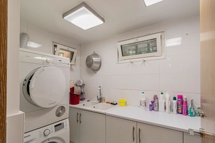 Image No.29-3 Bed House for sale