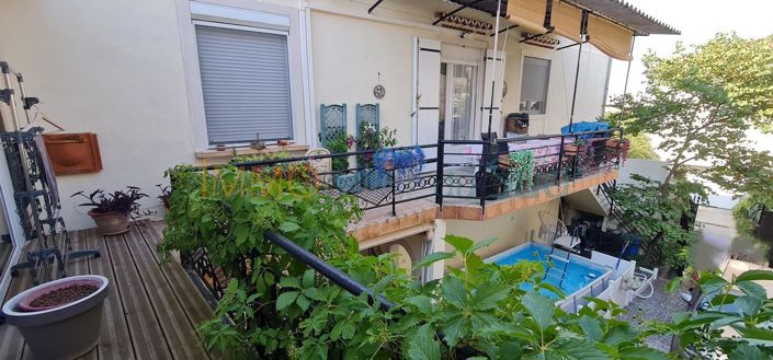 Image No.1-3 Bed House for sale