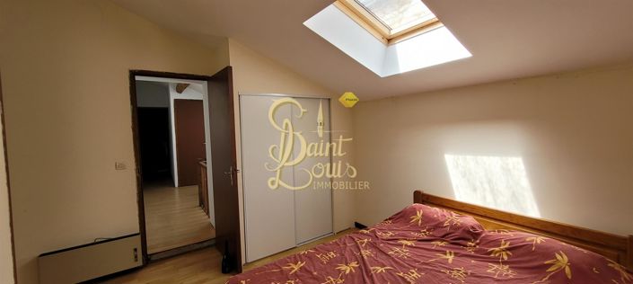 Image No.7-5 Bed House for sale