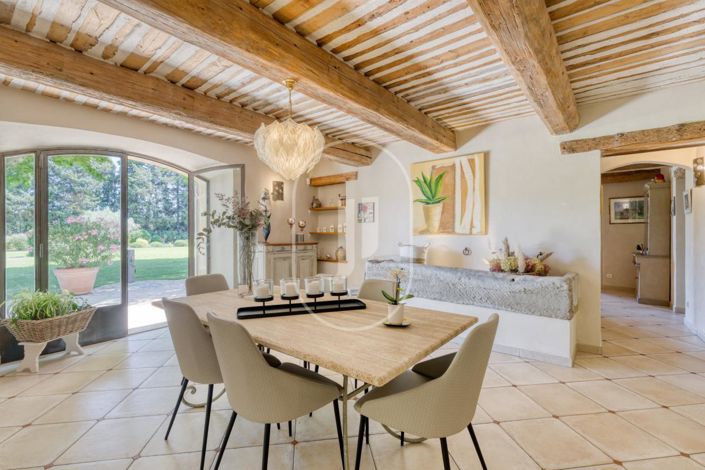 Image No.4-4 Bed House for sale