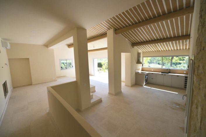 Image No.5-4 Bed House for sale