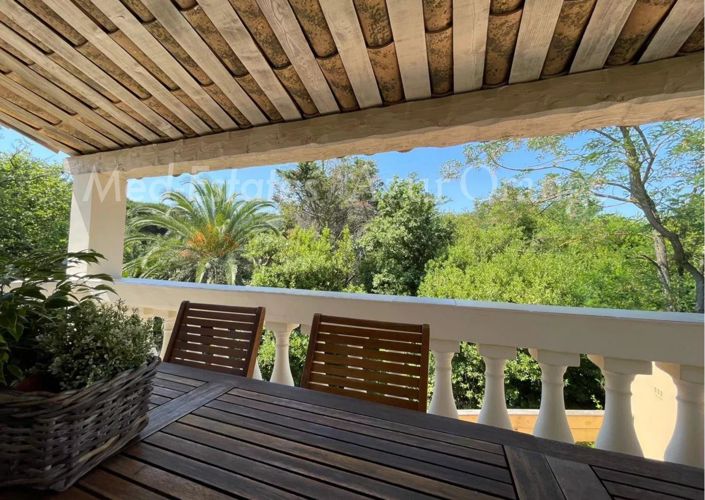 Image No.2-4 Bed House for sale