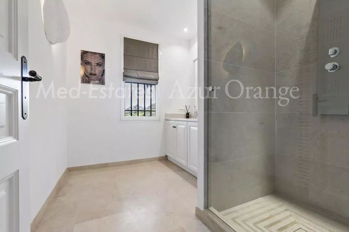 Image No.15-5 Bed House for sale