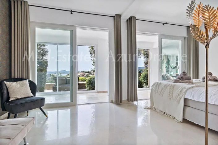 Image No.22-5 Bed House for sale