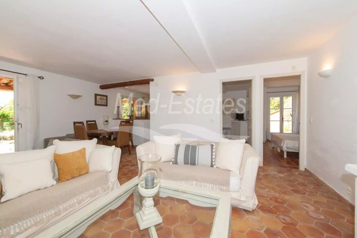 Image No.53-6 Bed House for sale