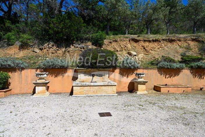 Image No.55-6 Bed House for sale