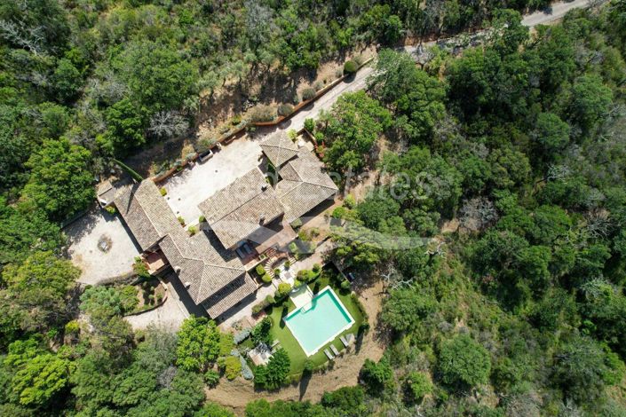 Image No.62-6 Bed House for sale