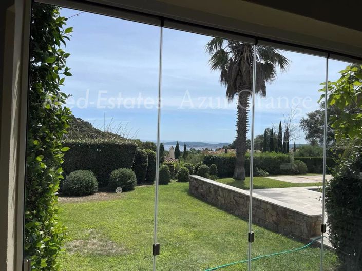 Image No.11-4 Bed House for sale