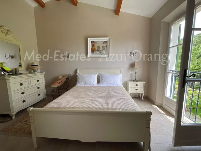 Image No.14-4 Bed House for sale