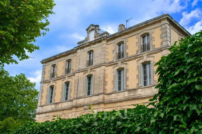 Image No.3-10 Bed House for sale