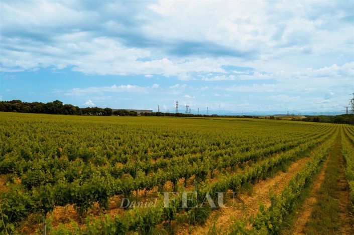 Image No.9-10 Bed House for sale