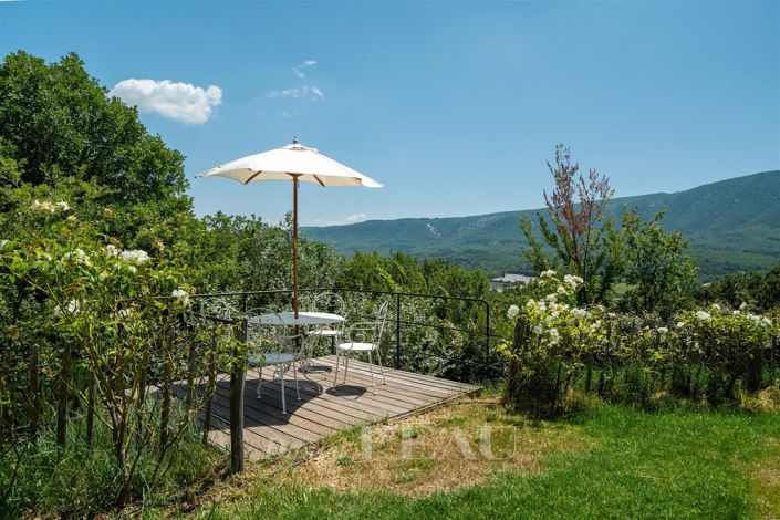 Image No.17-11 Bed House for sale