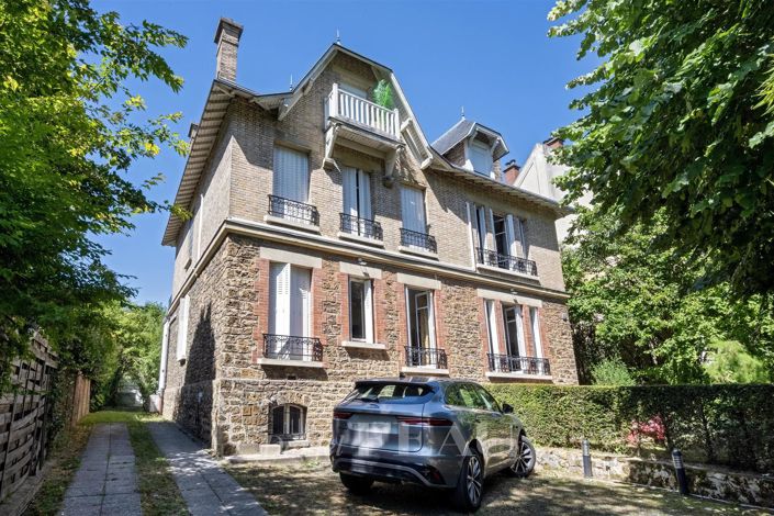 Image No.2-House for sale