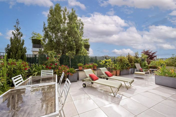 Image No.1-3 Bed Apartment for sale