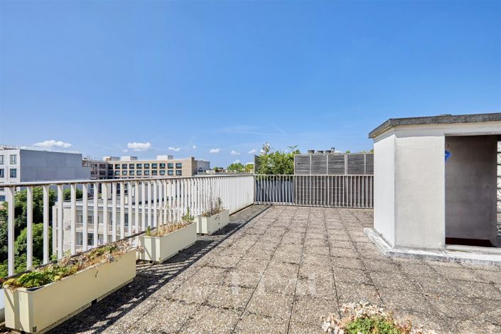 Image No.16-2 Bed Apartment for sale