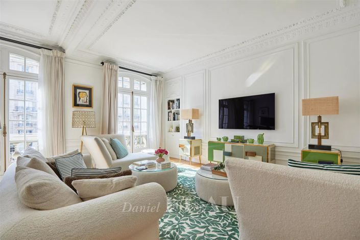 Image No.2-4 Bed Apartment for sale