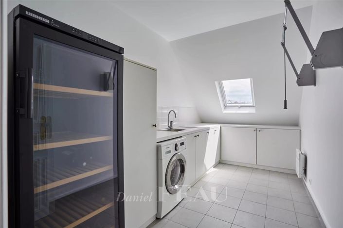 Image No.21-4 Bed Apartment for sale