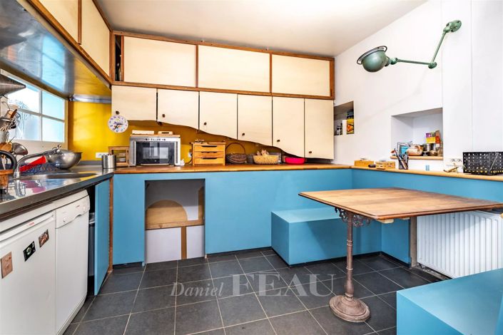 Image No.9-3 Bed House for sale