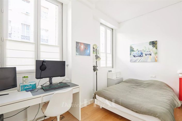 Image No.12-3 Bed Apartment for sale