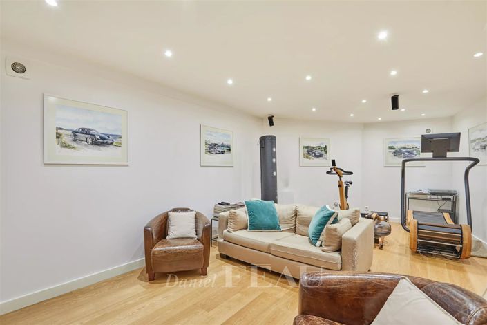 Image No.15-3 Bed Apartment for sale