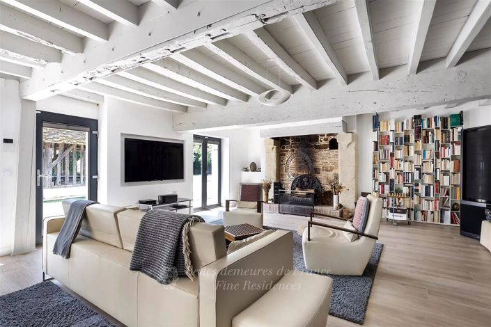 Image No.5-5 Bed House for sale