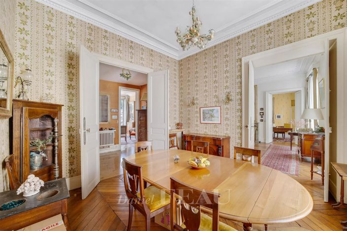 Image No.8-5 Bed Apartment for sale