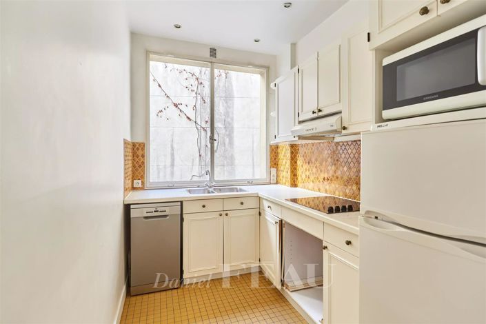 Image No.11-2 Bed Apartment for sale