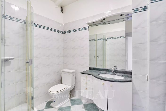 Image No.15-2 Bed Apartment for sale