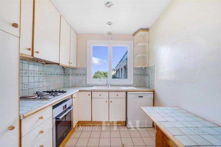 Image No.6-4 Bed Apartment for sale