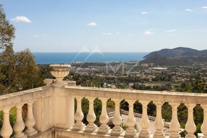 Image No.2-4 Bed House for sale