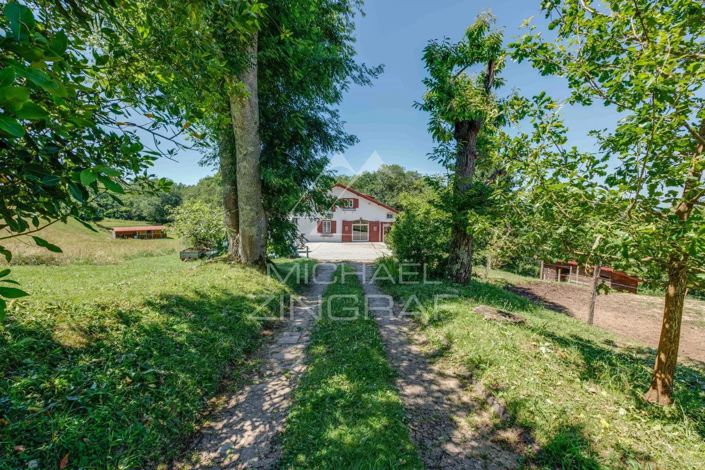 Image No.5-5 Bed House for sale